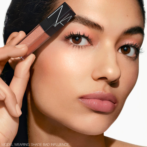 LIQUID EYESHADOW DISOBEDIENCE