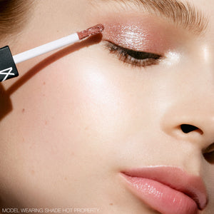 LIQUID EYESHADOW DISOBEDIENCE