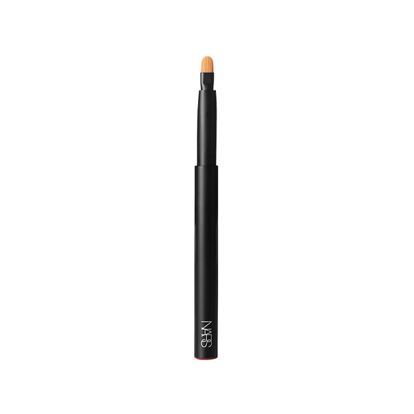 #30 PRECISION LIP BRUSH