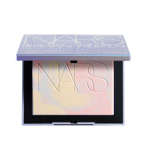 LIGHT REFLECTING PRISMATIC POWDER LAVENDER- INTERSTELLAR